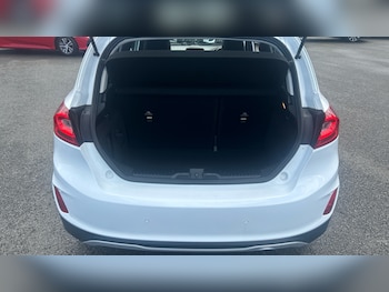 Used Ford Fiesta 2018 for sale - 78673848: Photo