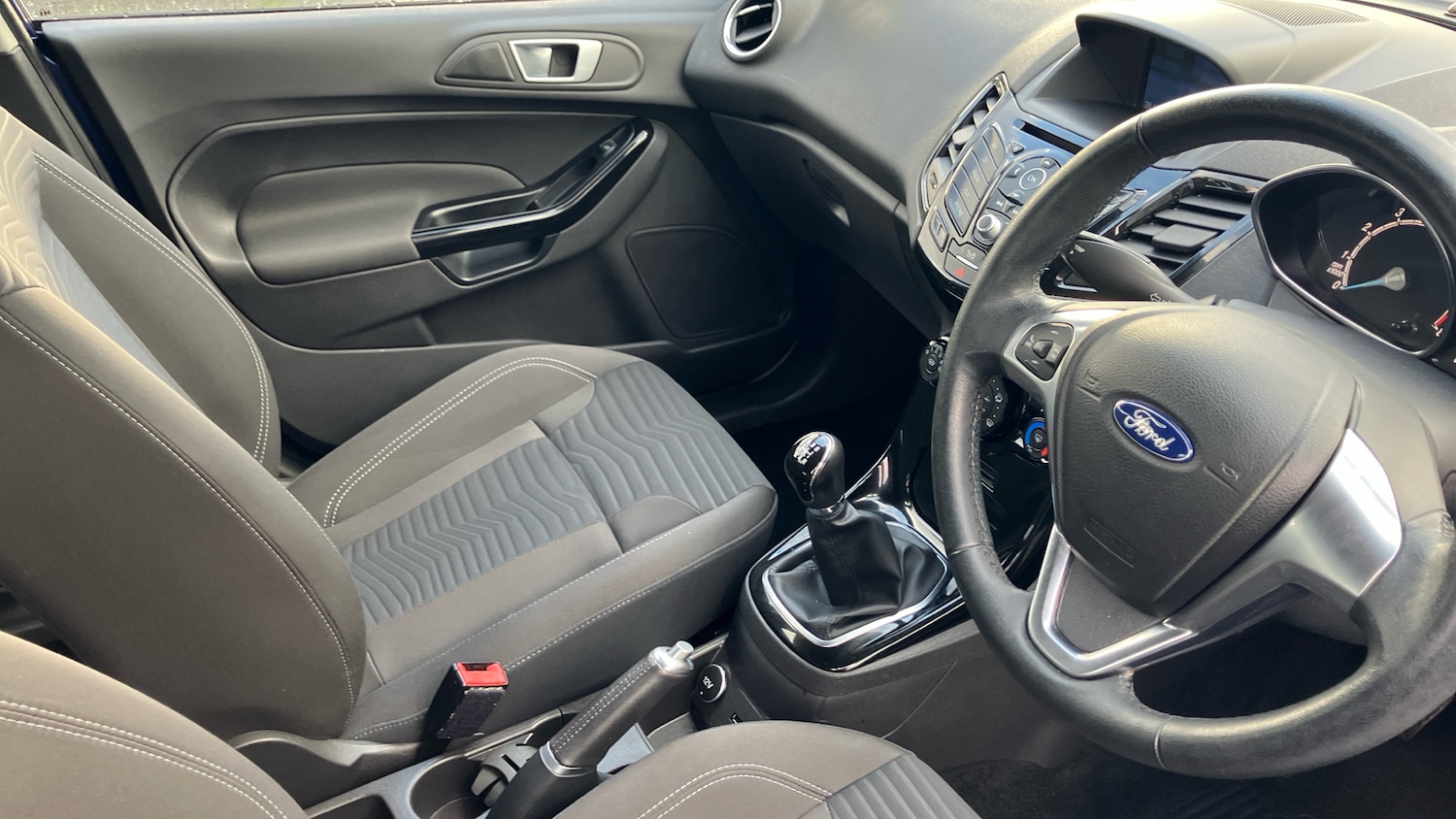 Used Ford Fiesta 2017 for sale - 76401903: Photo 14