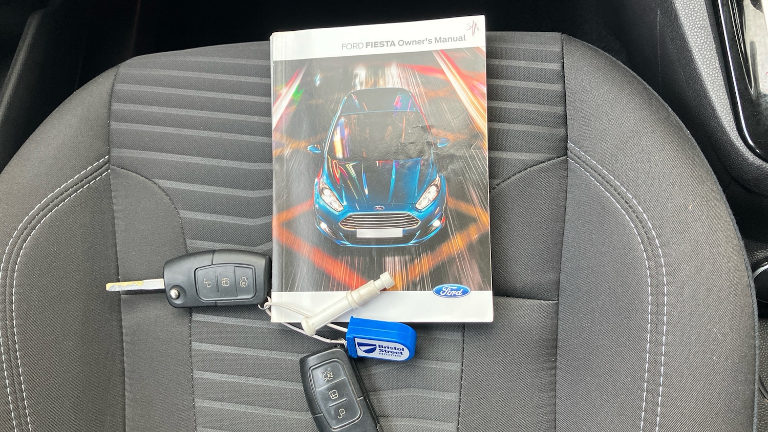 Used Ford Fiesta 2017 for sale - 76401903: Photo 19