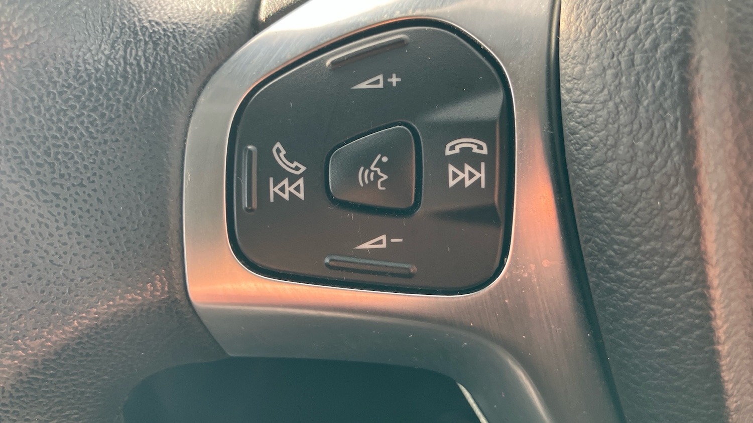 Used Ford Fiesta 2017 for sale - 76401903: Photo 21