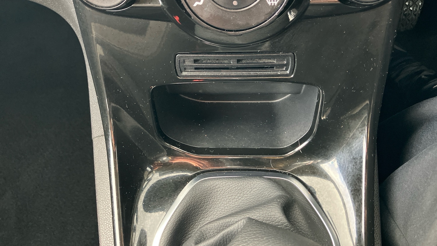 Used Ford Fiesta 2017 for sale - 76401903: Photo 24