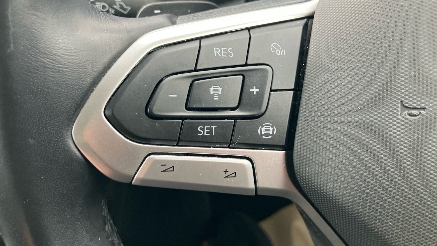 Used Volkswagen T-Cross 2023 for sale - 77521919: Photo 21