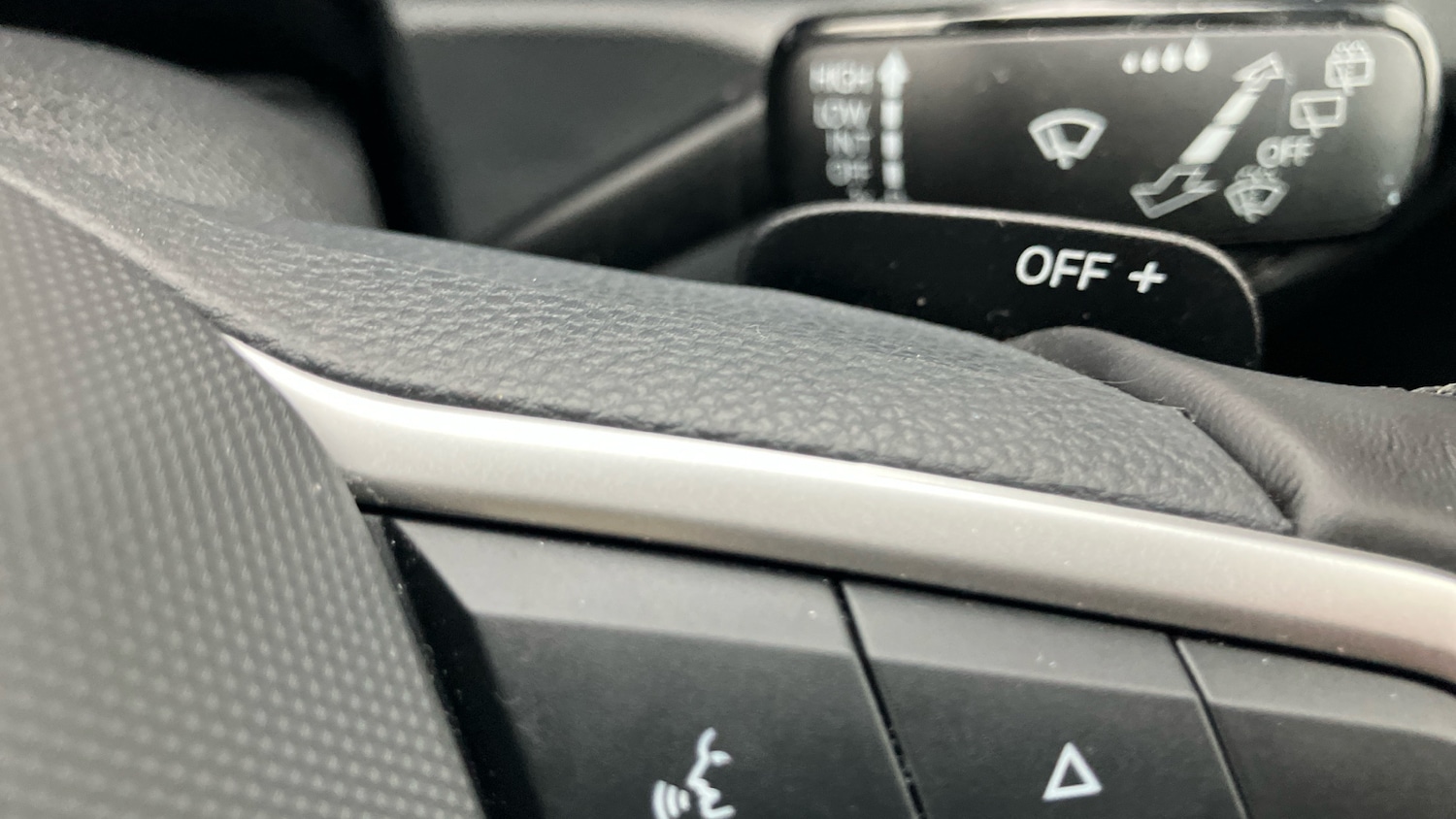 Used Volkswagen T-Cross 2023 for sale - 77521919: Photo 23