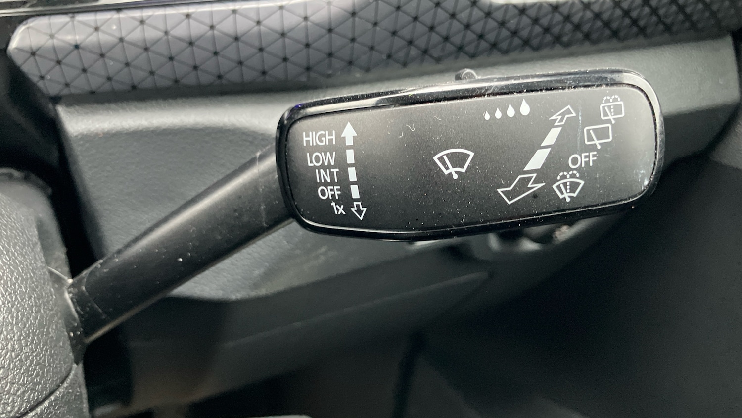 Used Volkswagen T-Cross 2023 for sale - 77521919: Photo 25