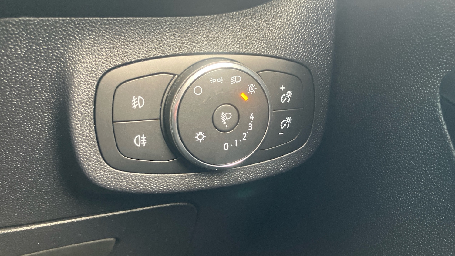 Used Ford Fiesta 2023 for sale - 77365120: Photo 21