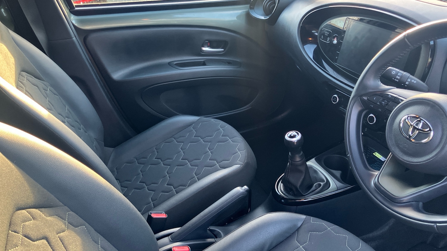 Used Toyota Aygo X 2023 for sale - 76894385: Photo 14