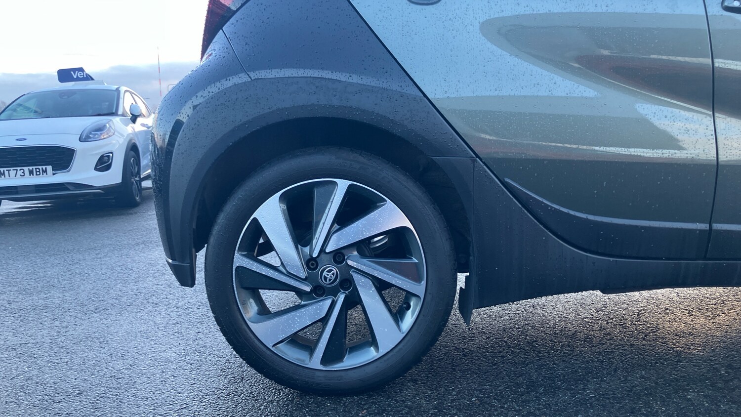 Used Toyota Aygo X 2023 for sale - 76894385: Photo 7