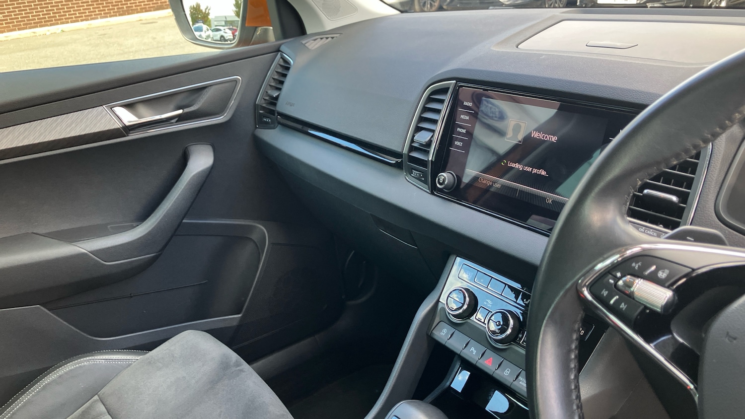 Used Skoda Karoq 2022 for sale - 76101254: Photo 14