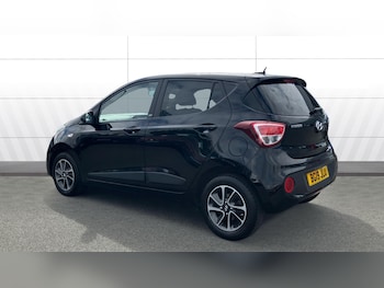 Used Hyundai i10 2019 for sale - 79457060: Photo