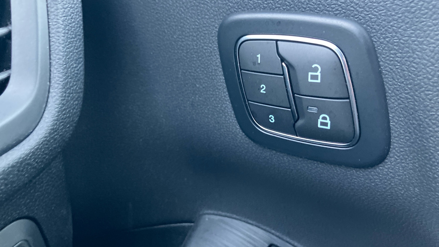 Used Ford Kuga 2025 for sale - 77019000: Photo 24