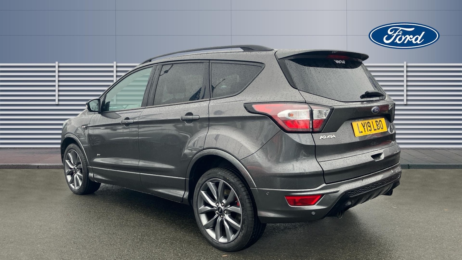 Used Ford Kuga 2019 for sale - 76969680: Photo 2