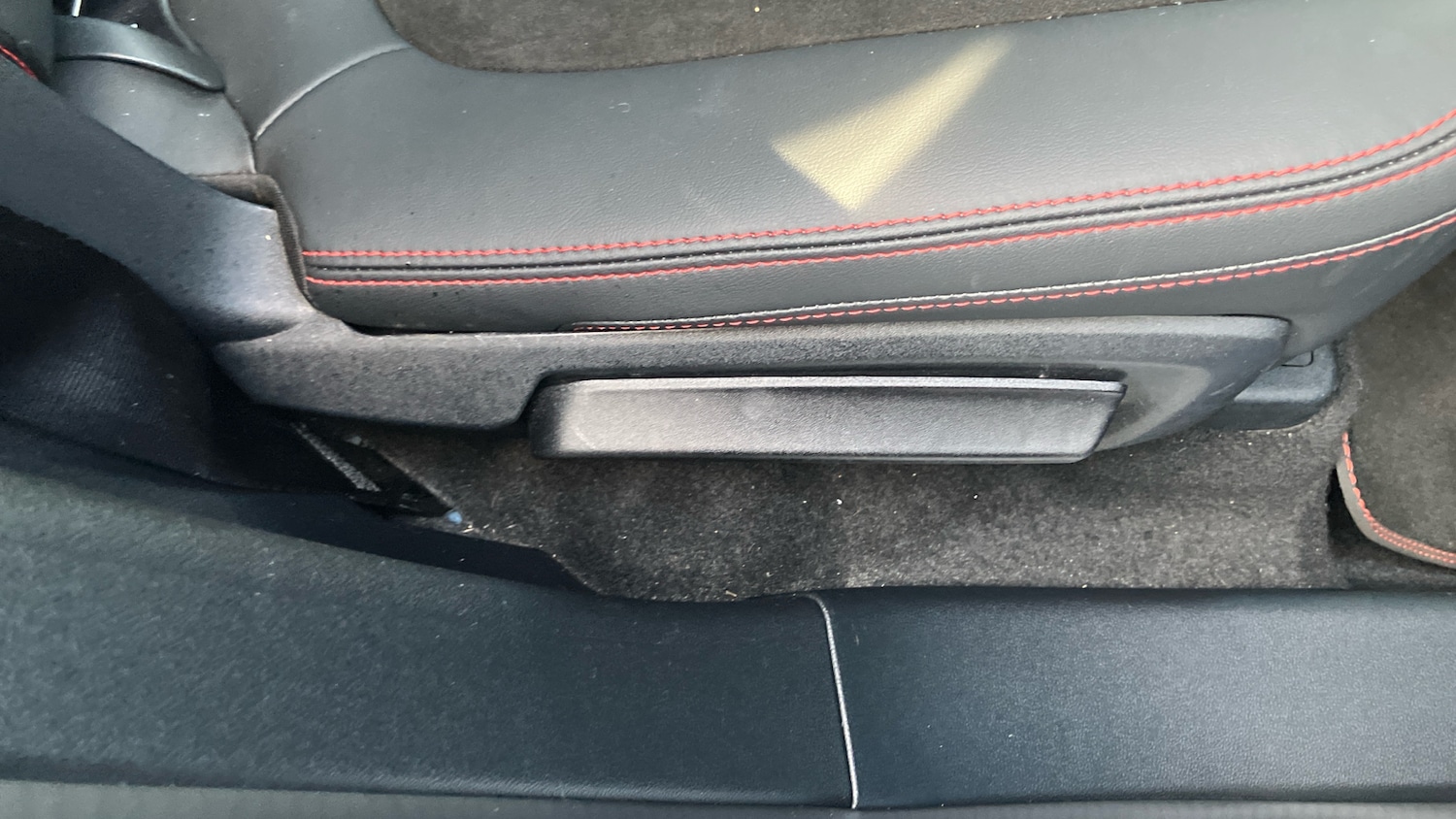 Used Ford Kuga 2025 for sale - 76918126: Photo 45