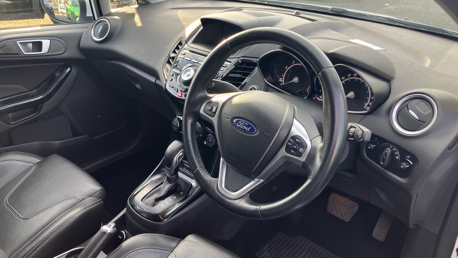 Used Ford Fiesta 2017 for sale - 77207350: Photo 11