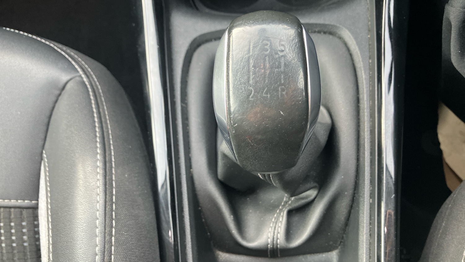 Used Peugeot 2008 2018 for sale - 78109319: Photo 27