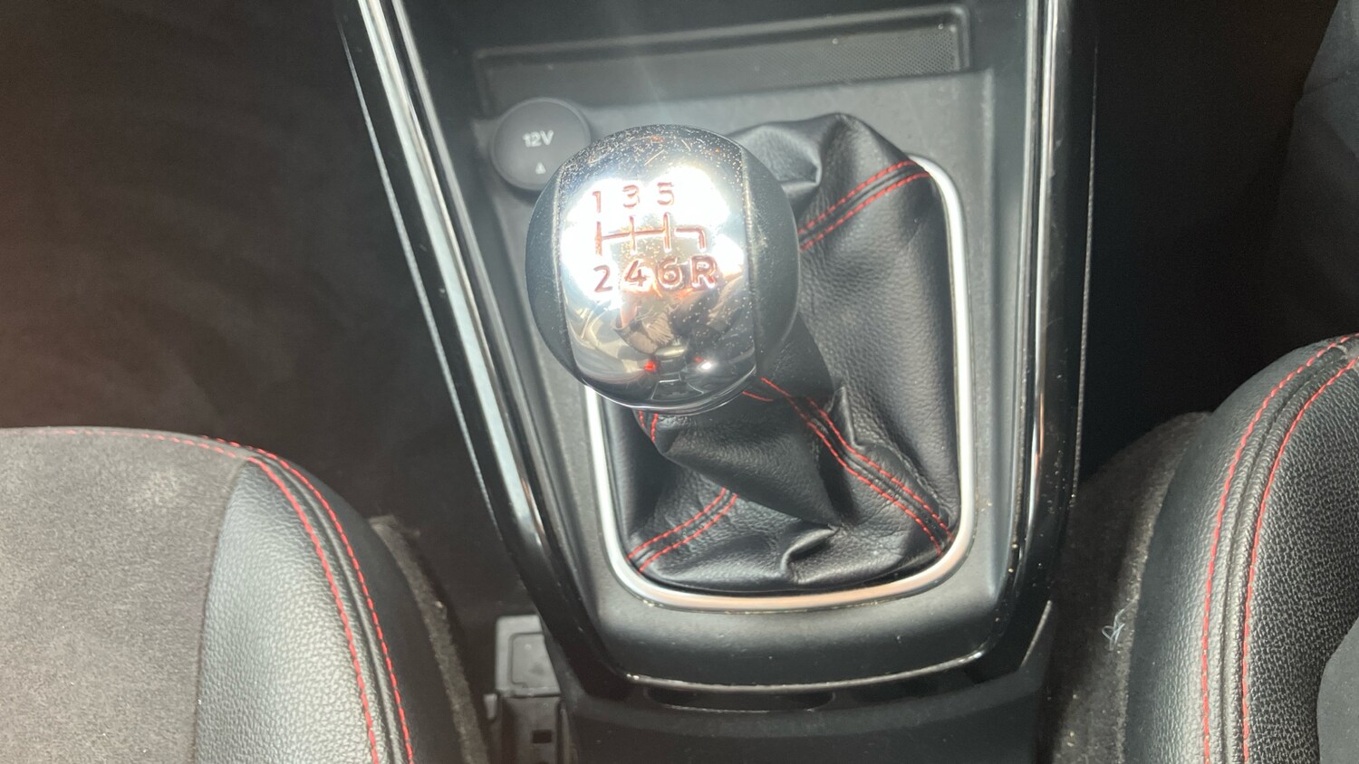 Used Ford Ecosport 2021 for sale - 77973875: Photo 32