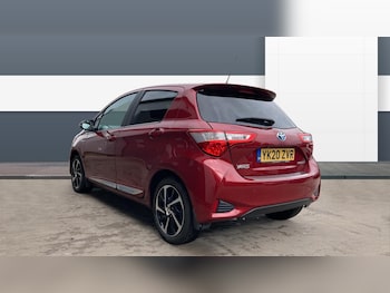 Used Toyota Yaris 2020 for sale - 75653292: Photo