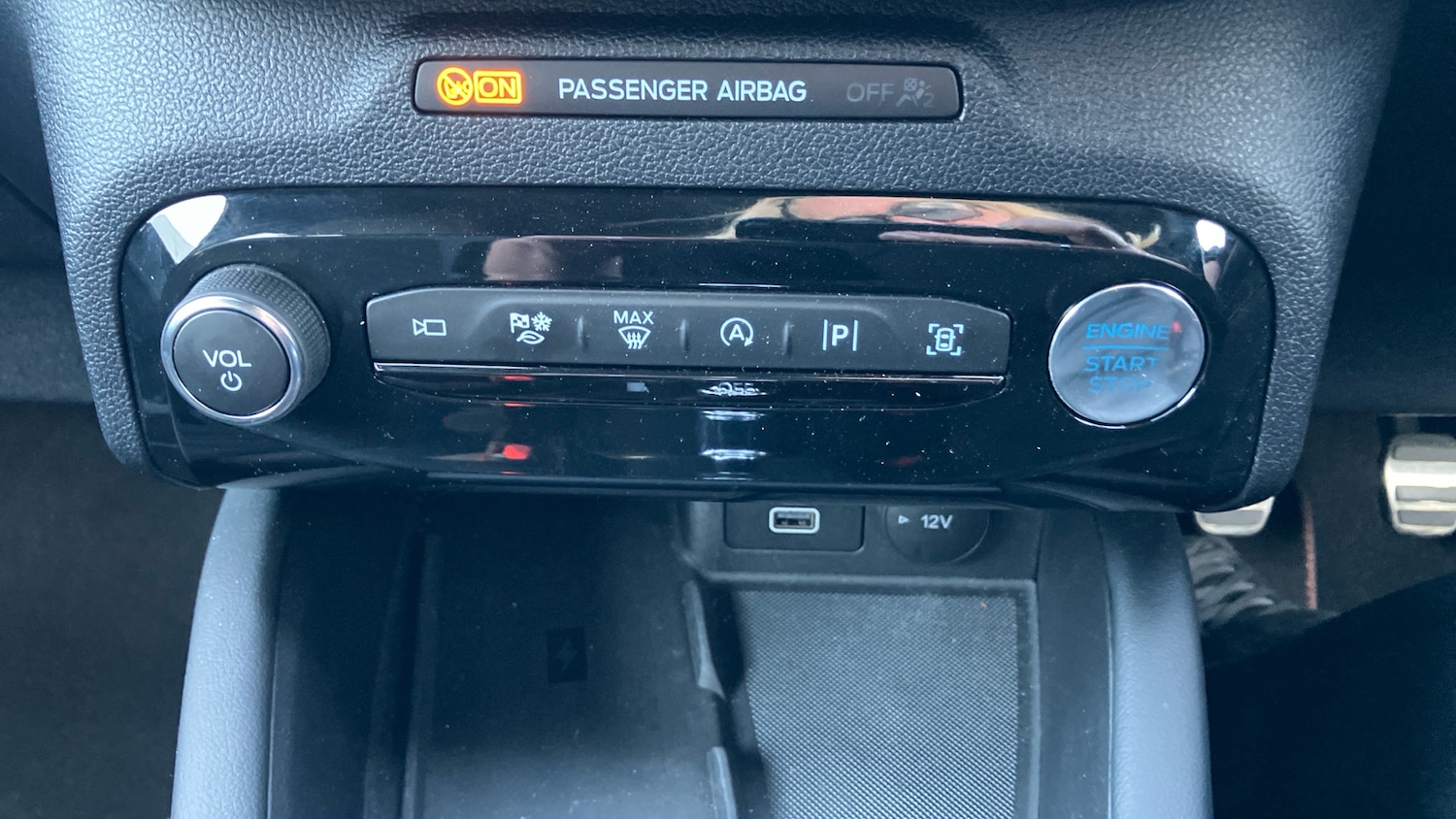 Used Ford Kuga 2025 for sale - 78175681: Photo 32