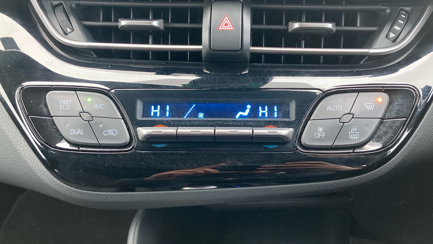 Used Toyota C-HR 2021 for sale - 77650185: Photo 34