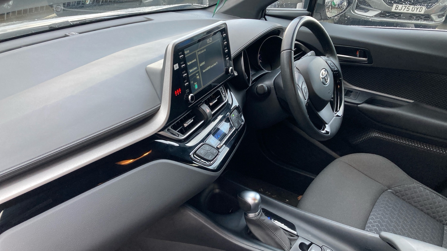 Used Toyota C-HR 2021 for sale - 77650185: Photo 9