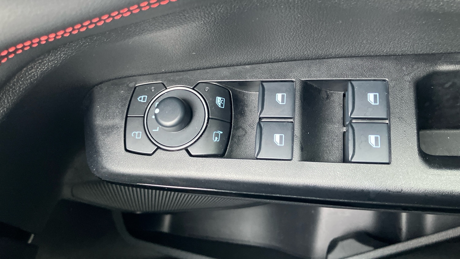 Used Ford Puma 2025 for sale - 78093358: Photo 24