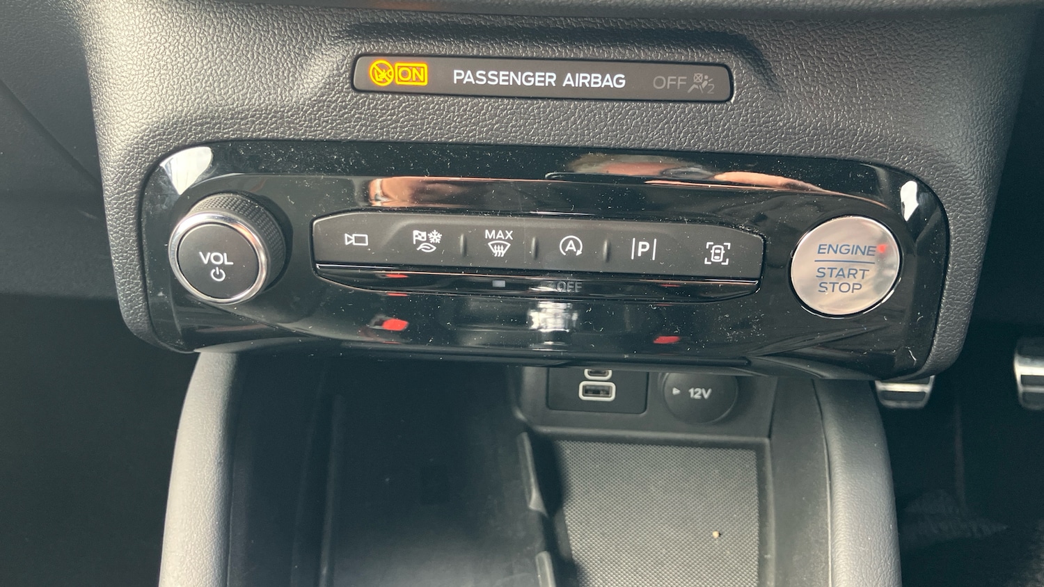 Used Ford Kuga 2025 for sale - 76192965: Photo 30