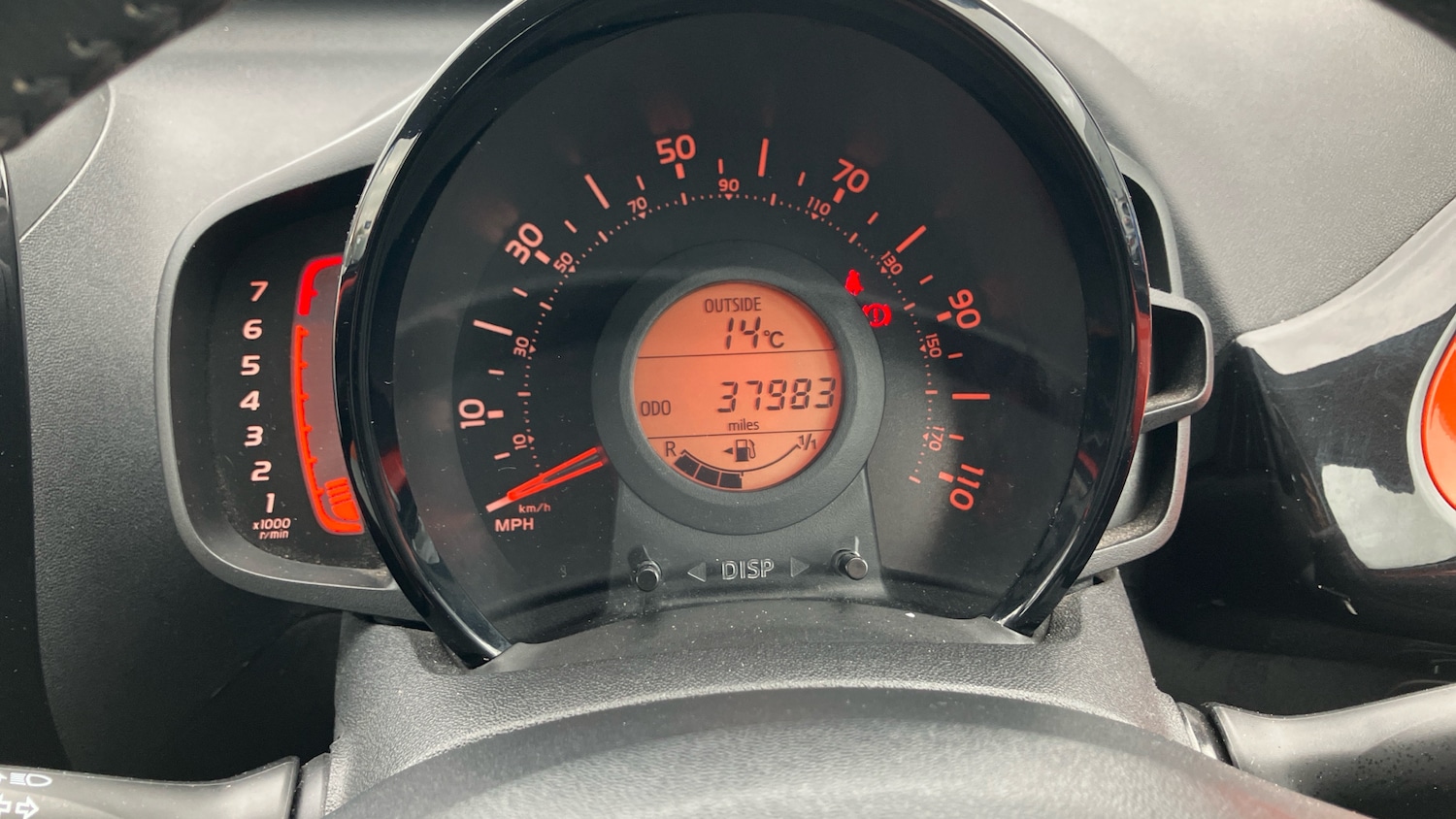 Used Toyota AYGO 2015 for sale - 76452640: Photo 18