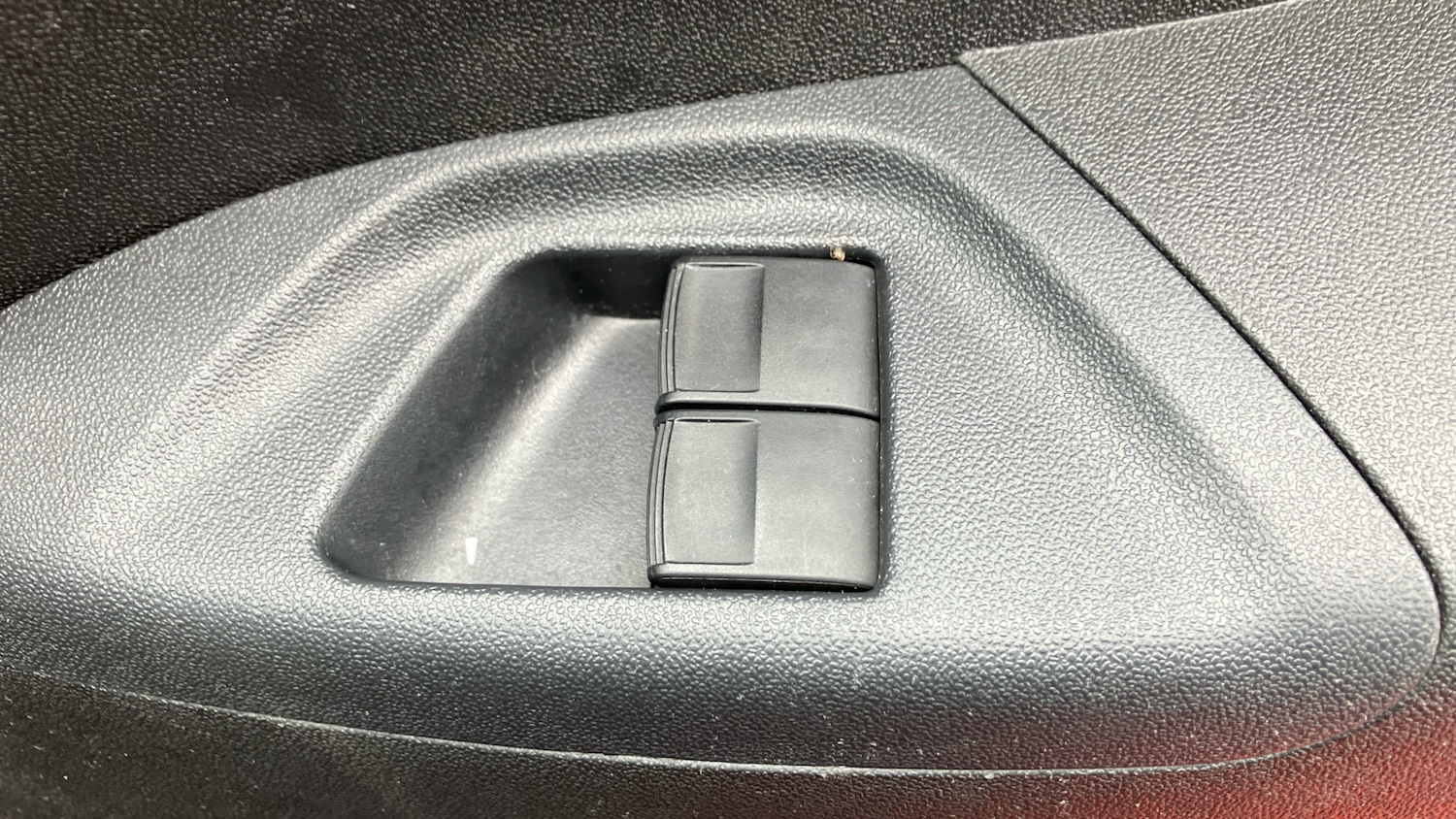 Used Toyota AYGO 2015 for sale - 76452640: Photo 35