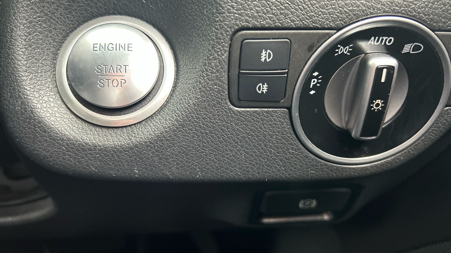 Used Mercedes-Benz GLA 2018 for sale - 77728911: Photo 28