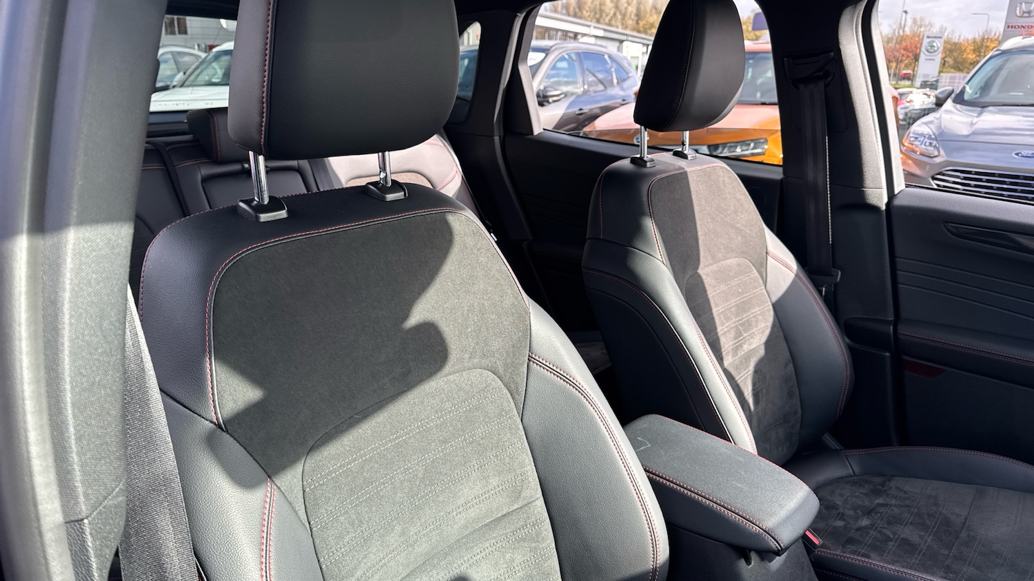 Used Ford Kuga 2023 for sale - 76396826: Photo 27