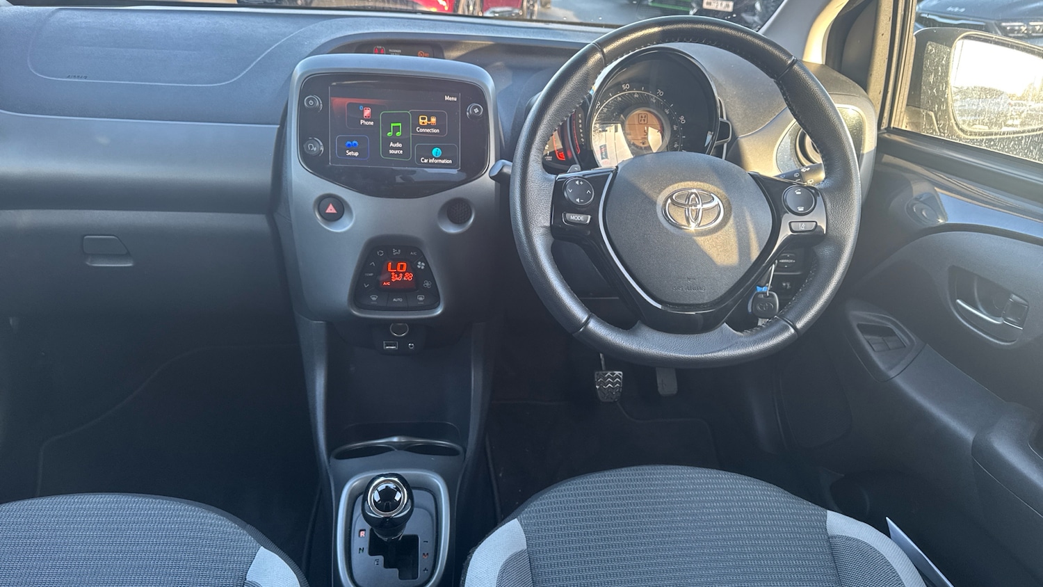 Used Toyota AYGO 2021 for sale - 76903834: Photo 10