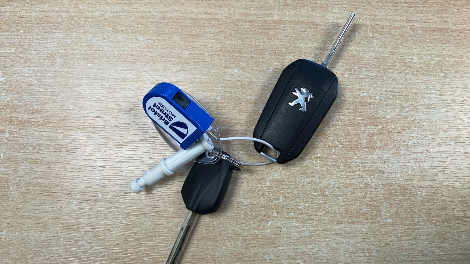 Used Peugeot 208 2017 for sale - 77635268: Photo 19