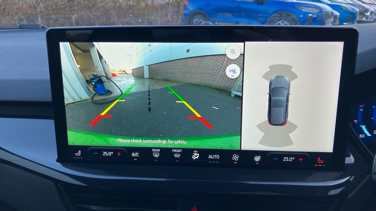 Used Ford Focus 2023 for sale - 76903835: Photo 32