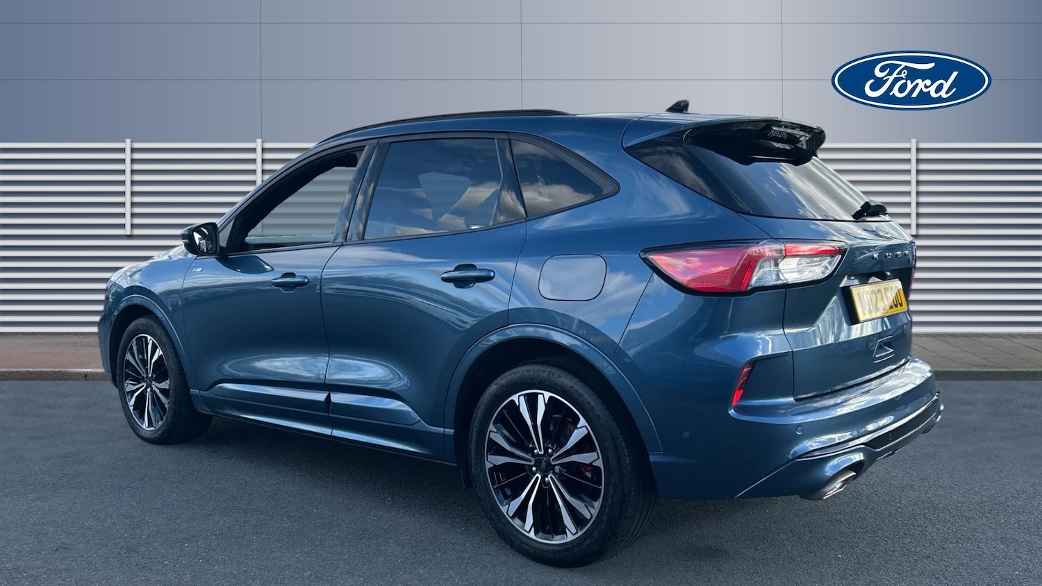 Used Ford Kuga 2023 for sale - 77720944: Photo 2