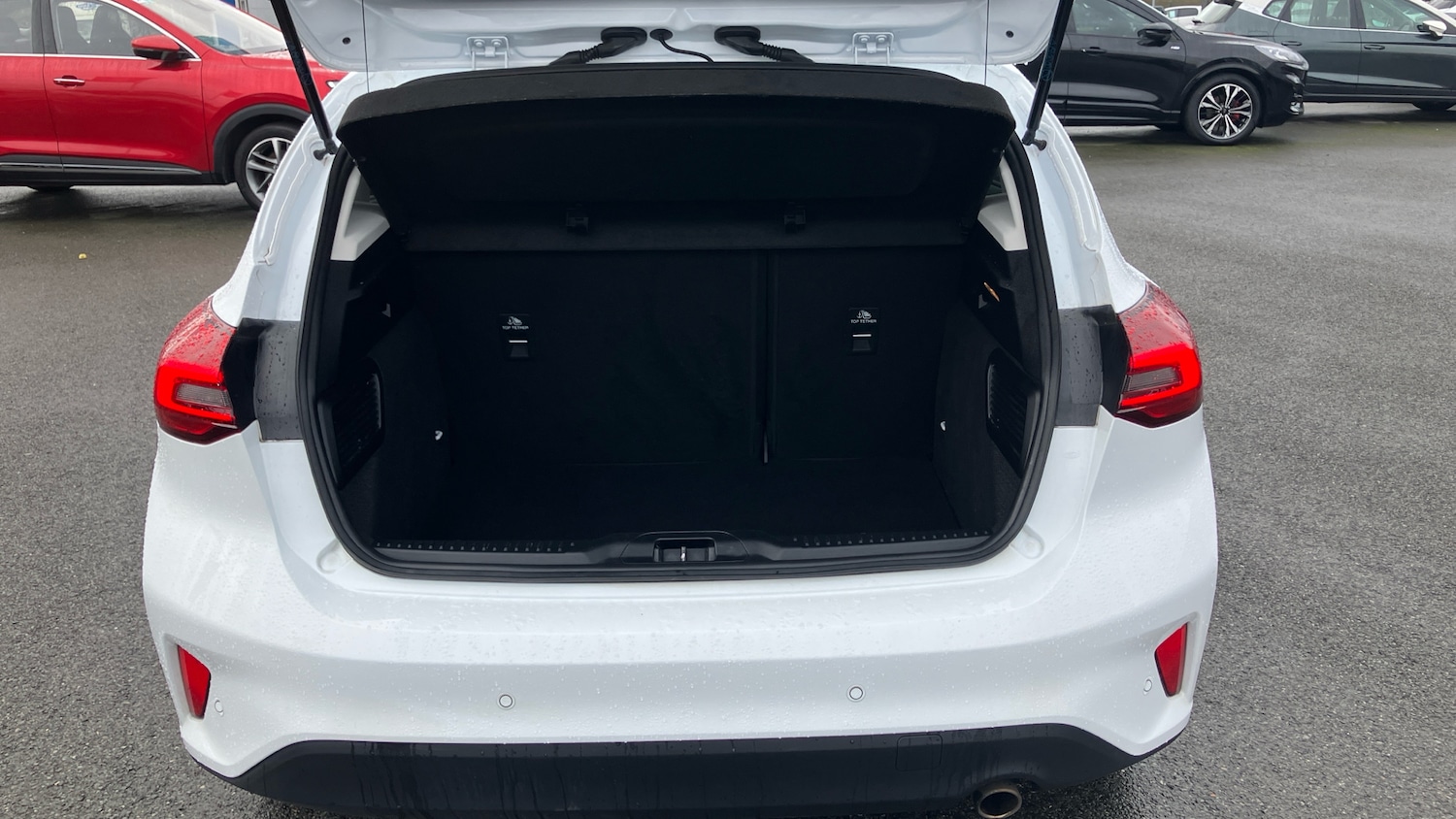 Used Ford Focus 2022 for sale - 77732991: Photo 4