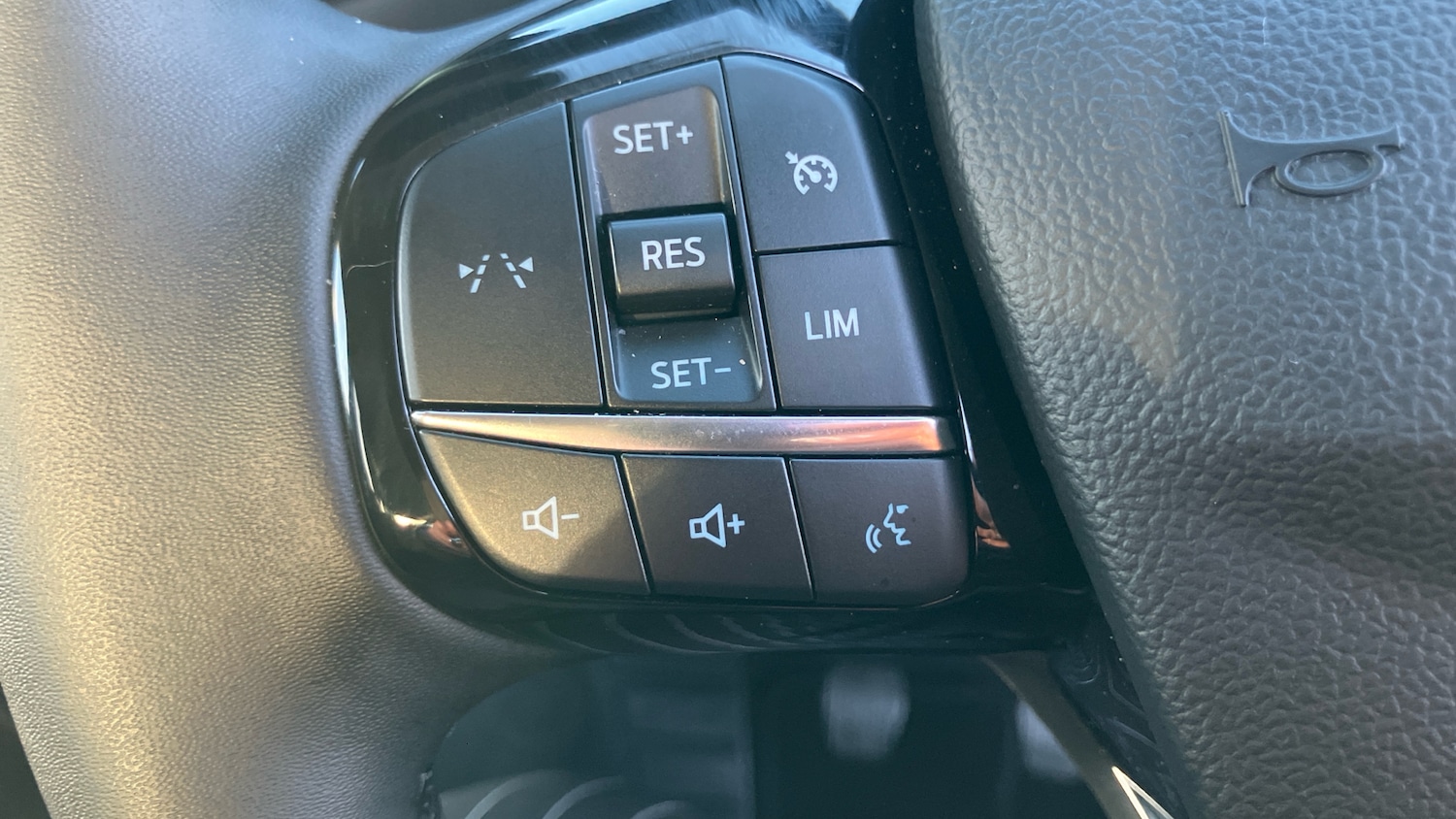 Used Ford Kuga 2025 for sale - 77046508: Photo 31