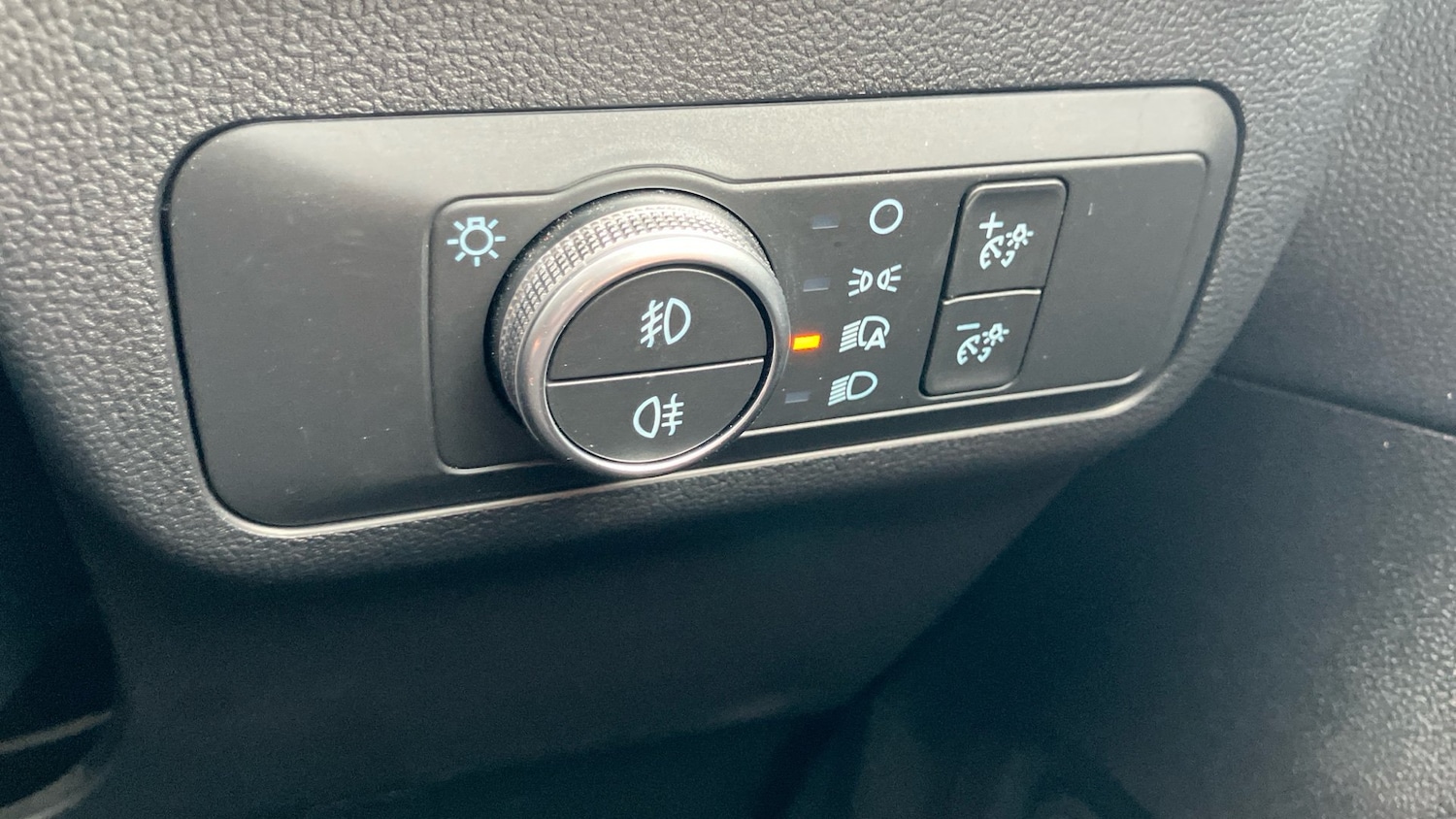 Vehicle 33