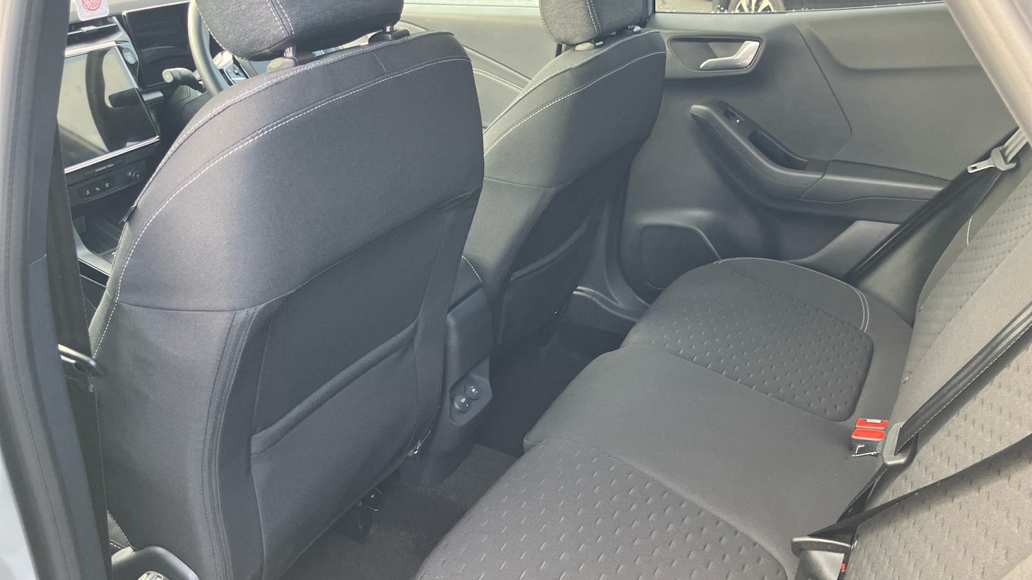 Used Ford Puma 2024 for sale - 76490450: Photo 16