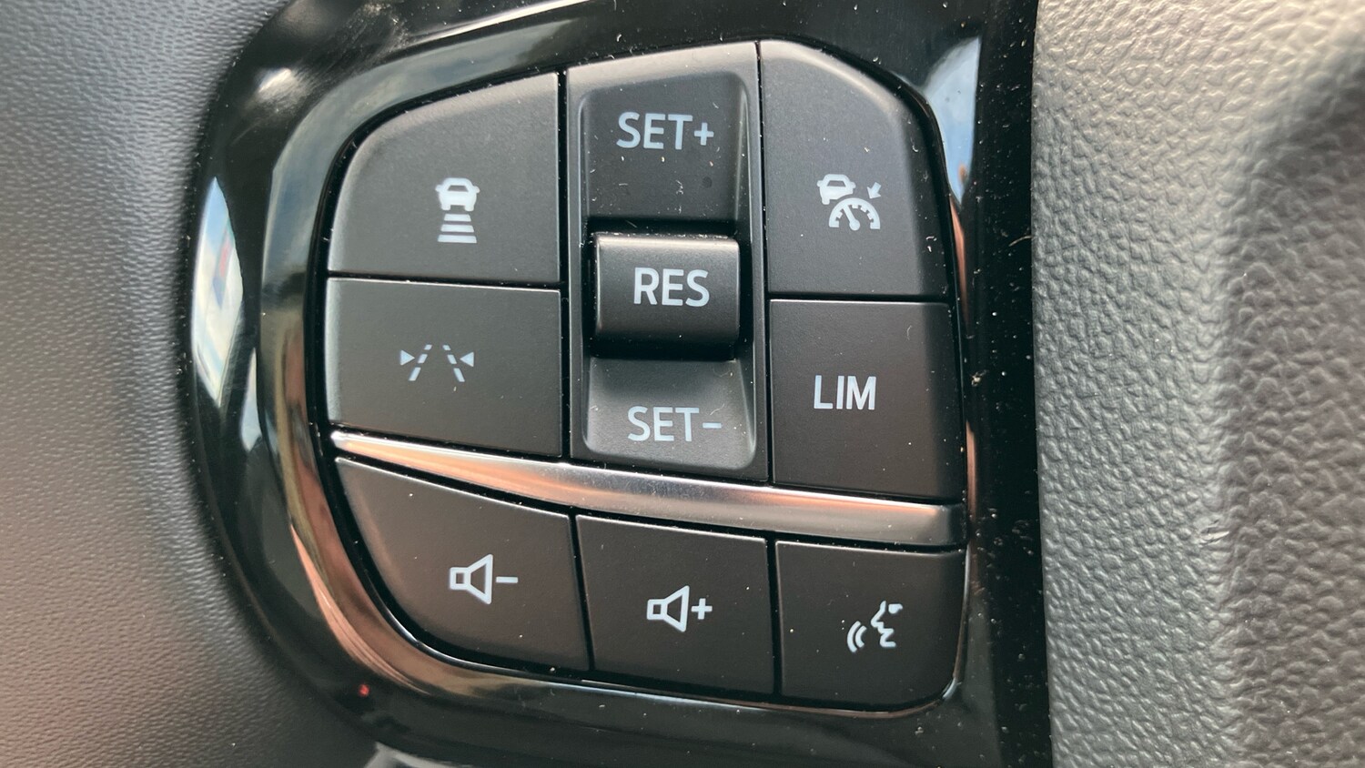 Used Ford Puma 2024 for sale - 76490450: Photo 21