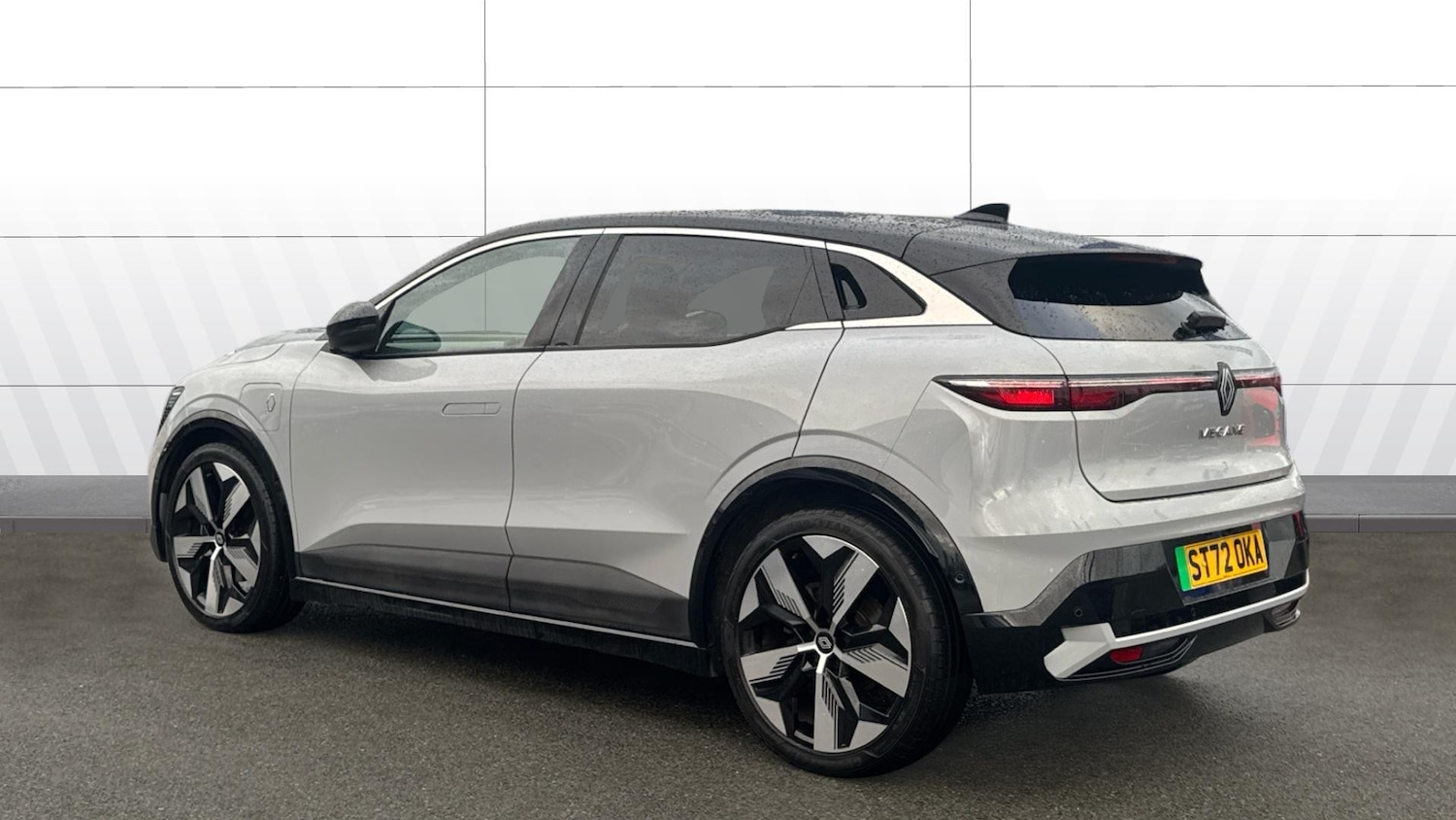 Used Renault Megane E Tech 2022 for sale - 77159092: Photo 2