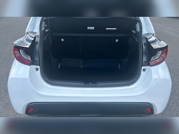 Used Toyota Yaris 2023 for sale - 78366649: Photo