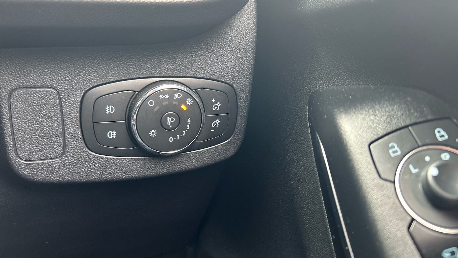 Used Ford Puma 2024 for sale - 78094959: Photo 29