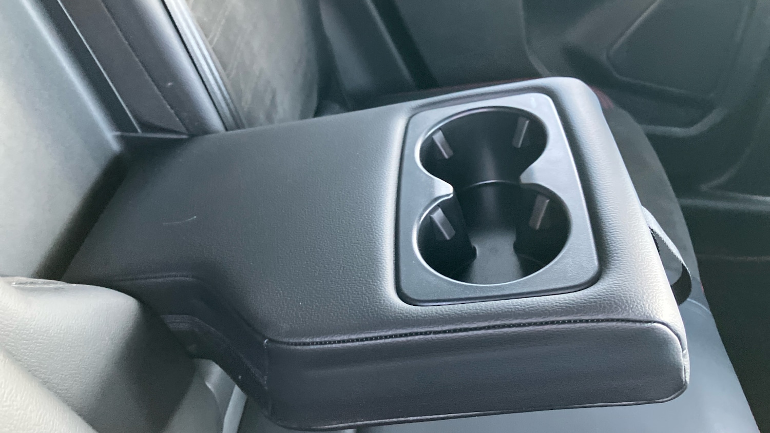 Used Ford Kuga 2022 for sale - 76894389: Photo 30