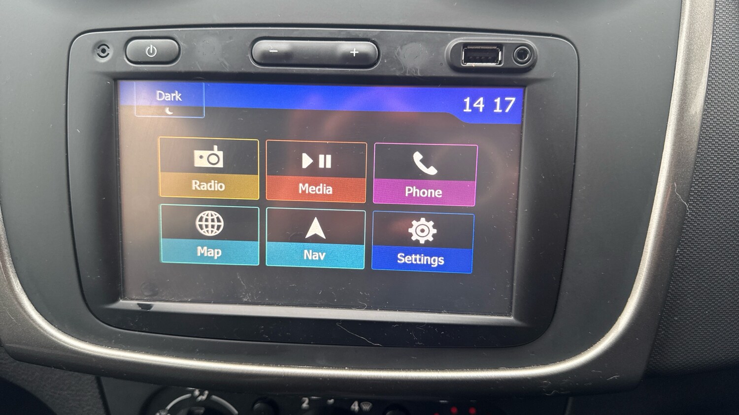 Used Dacia Sandero Stepway 2016 for sale - 77503988: Photo 12