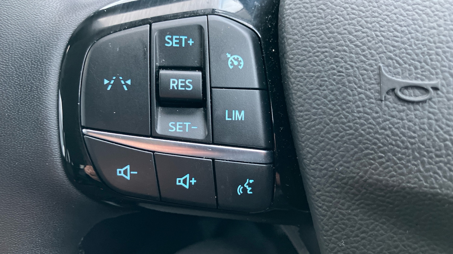 Used Ford Kuga 2025 for sale - 77417323: Photo 21