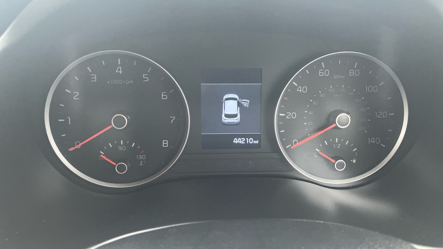 Used Kia Stonic 2019 for sale - 77518953: Photo 18