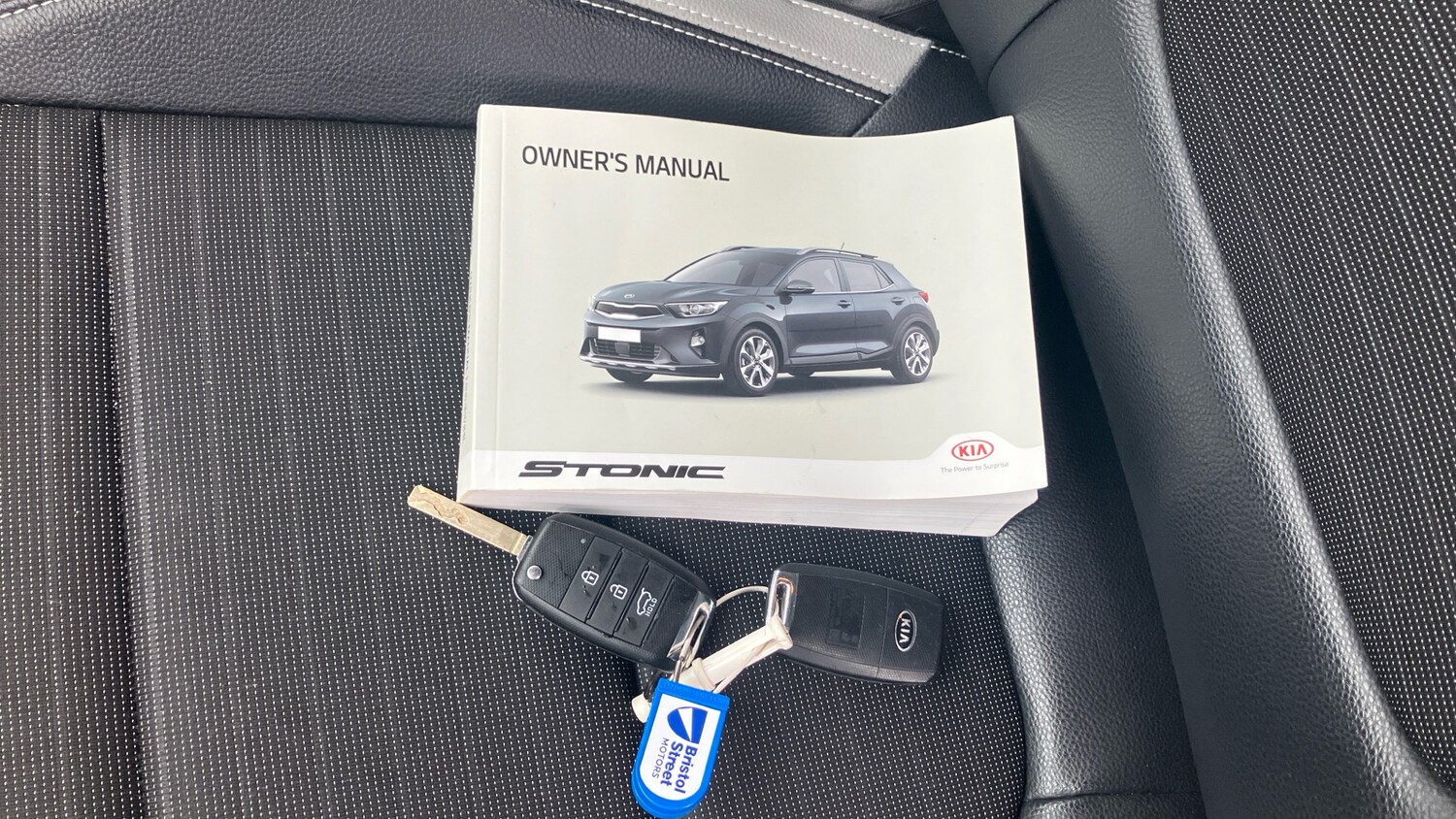 Used Kia Stonic 2019 for sale - 77518953: Photo 19