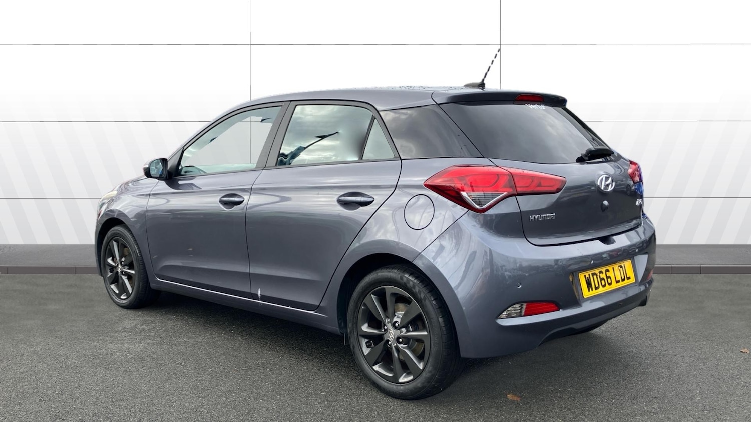 Used Hyundai i20 2017 for sale - 76461223: Photo 2