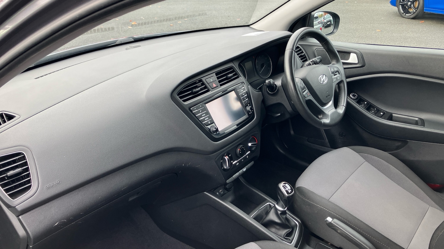 Used Hyundai i20 2017 for sale - 76461223: Photo 9