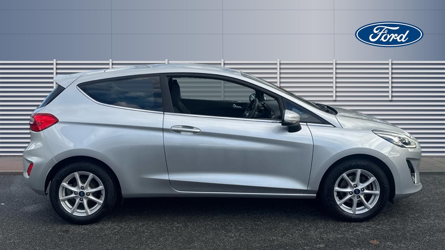 Used Ford Fiesta 2017 for sale - 76352009: Photo 5