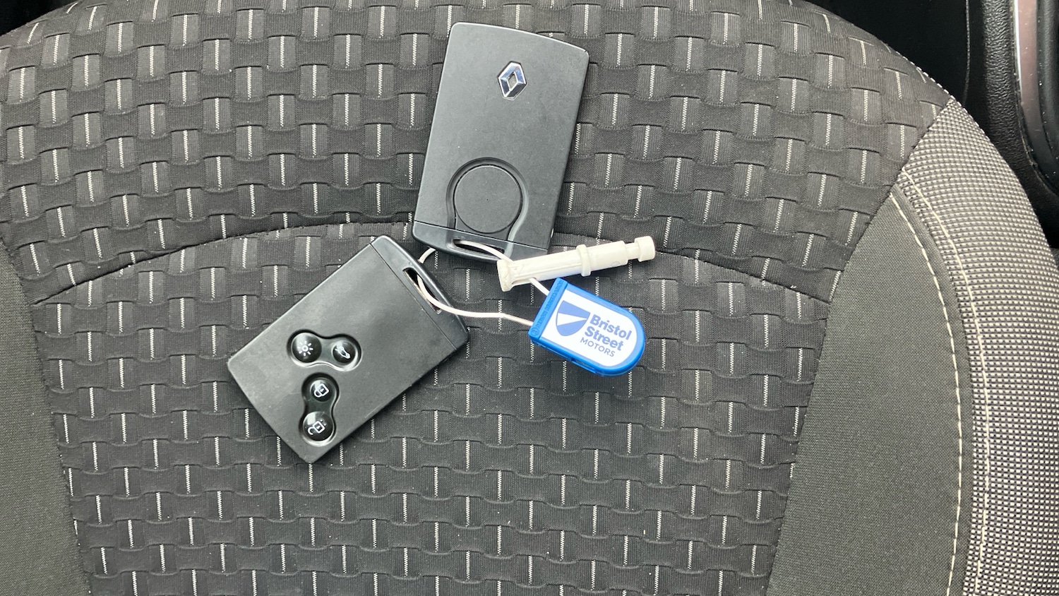 Used Renault Captur 2018 for sale - 77763335: Photo 20